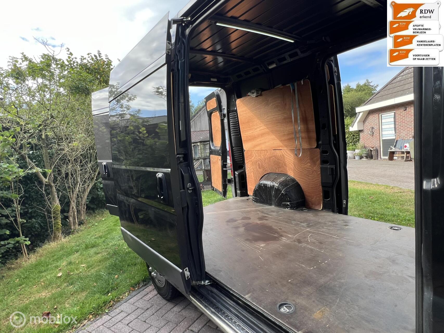 Foto van Peugeot Peugeot Boxer