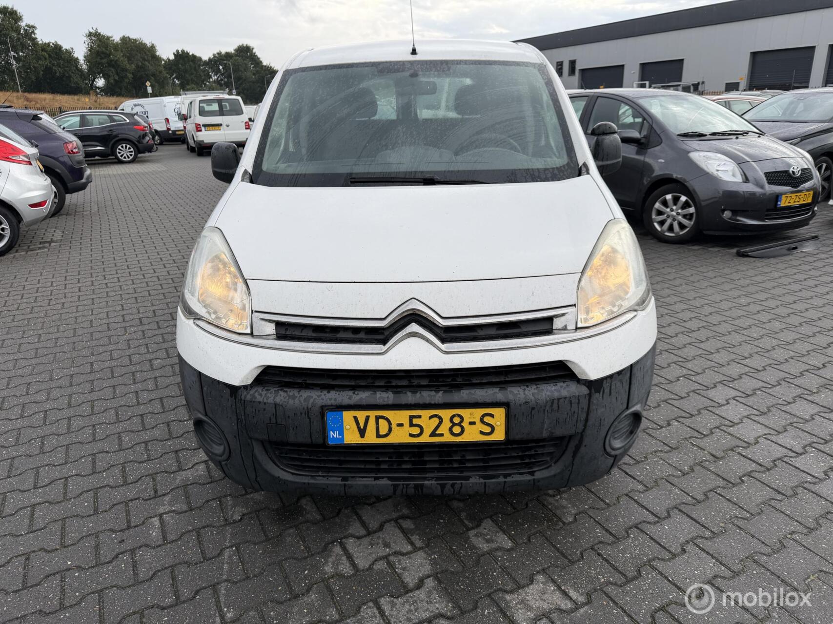 Citroen Berlingo 1.6 HDI 500 Comfort Economy 2013 - voorkant