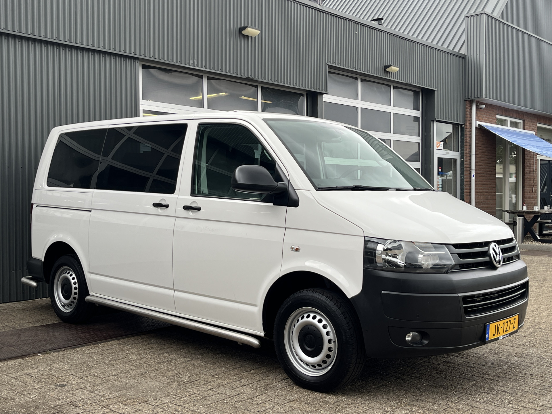 Volkswagen Kombi 2.0 TDI DSG Automaat L1H1 2016 - voorkant