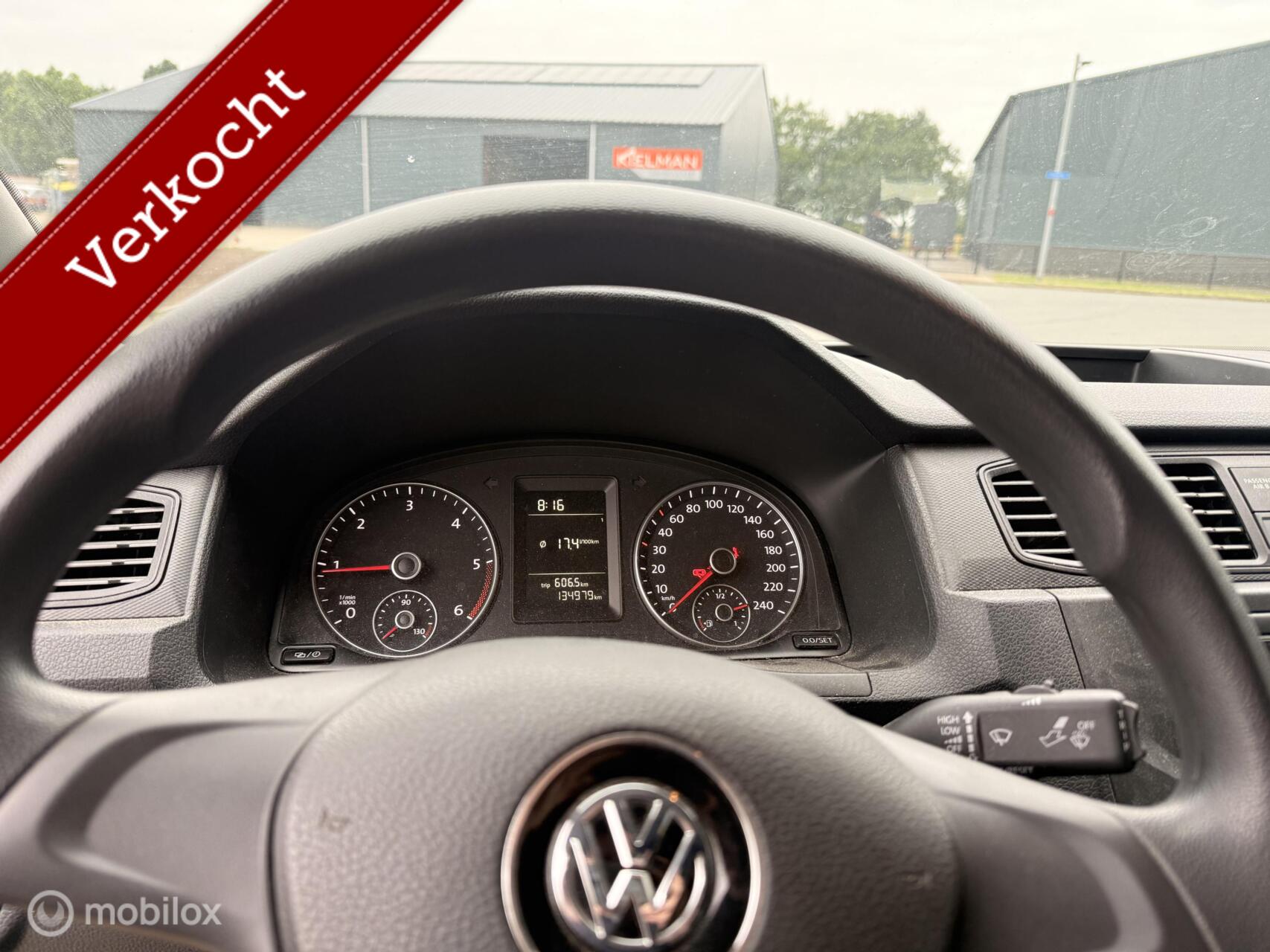 Foto van Volkswagen Caddy Modified Partition Wall