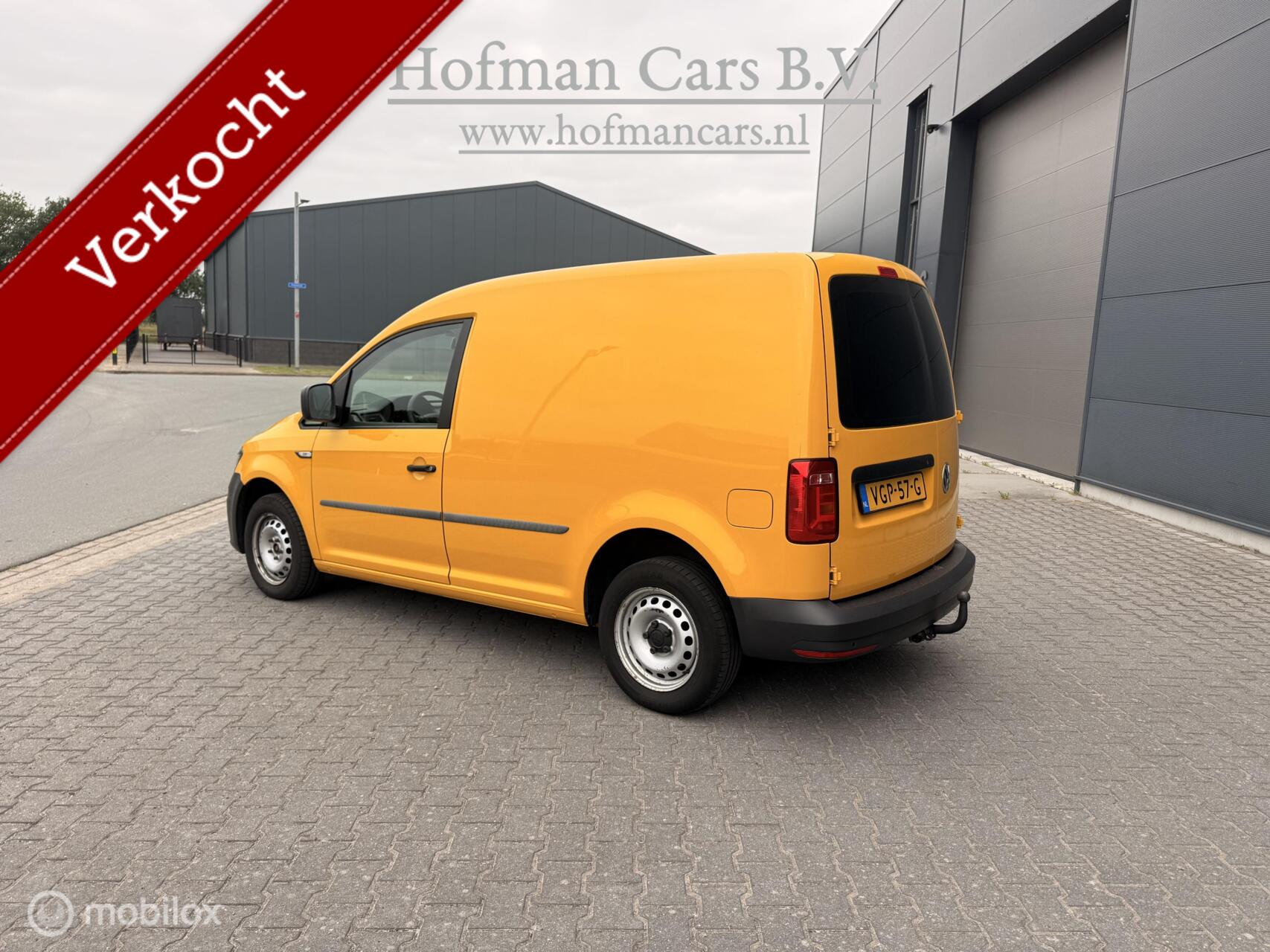 Foto van Volkswagen Caddy Modified Partition Wall