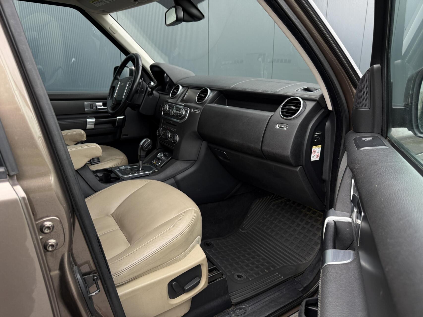 Foto van Land Rover Discovery 4
