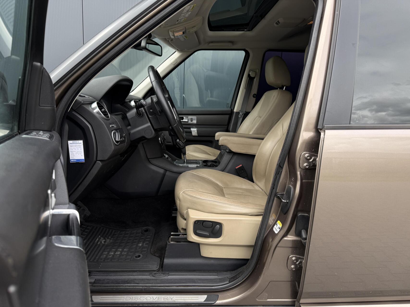 Foto van Land Rover Discovery 4