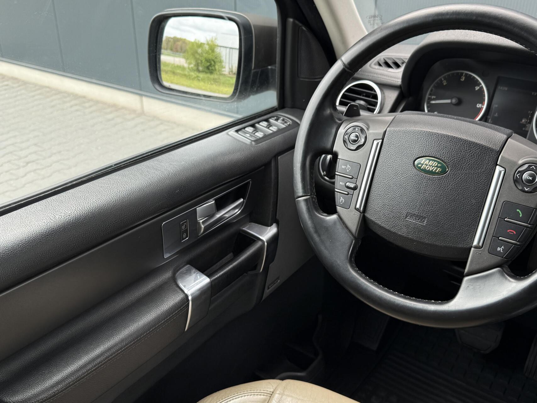 Foto van Land Rover Discovery 4