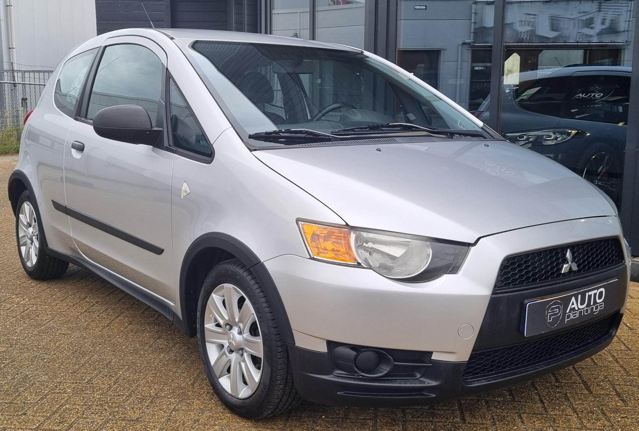 Foto van Mitsubishi Colt