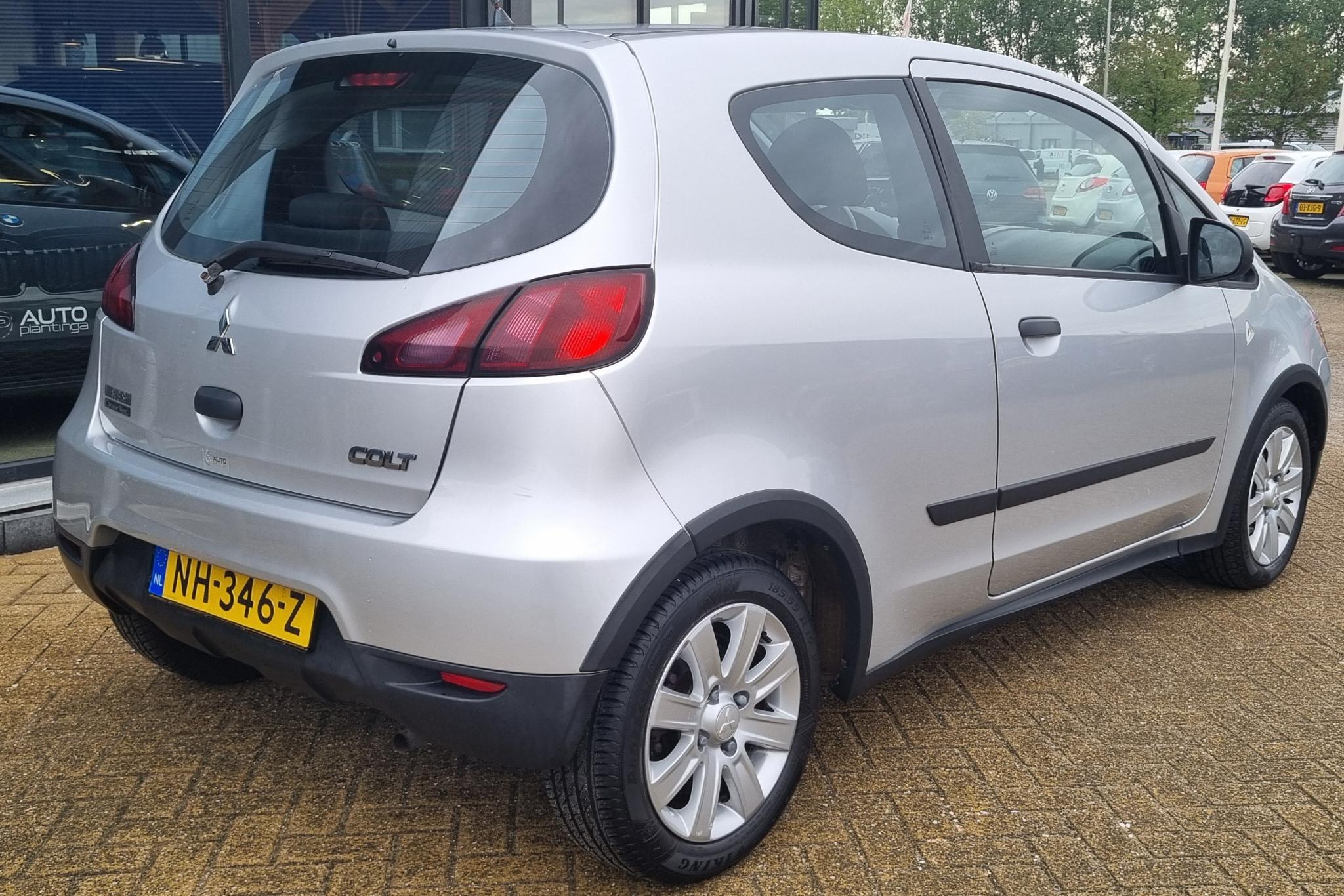 Foto van Mitsubishi Colt