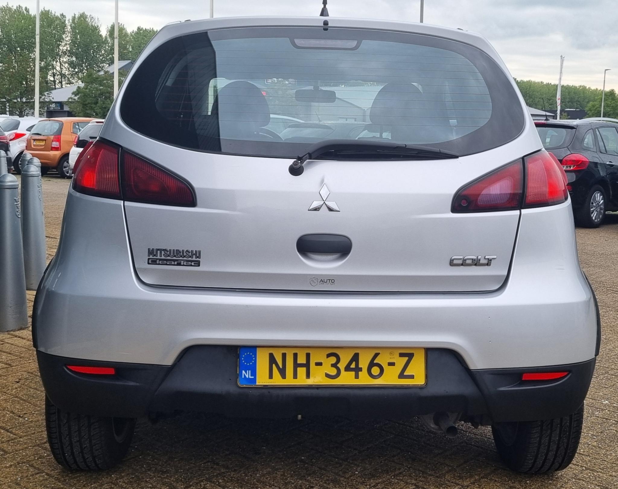 Foto van Mitsubishi Colt