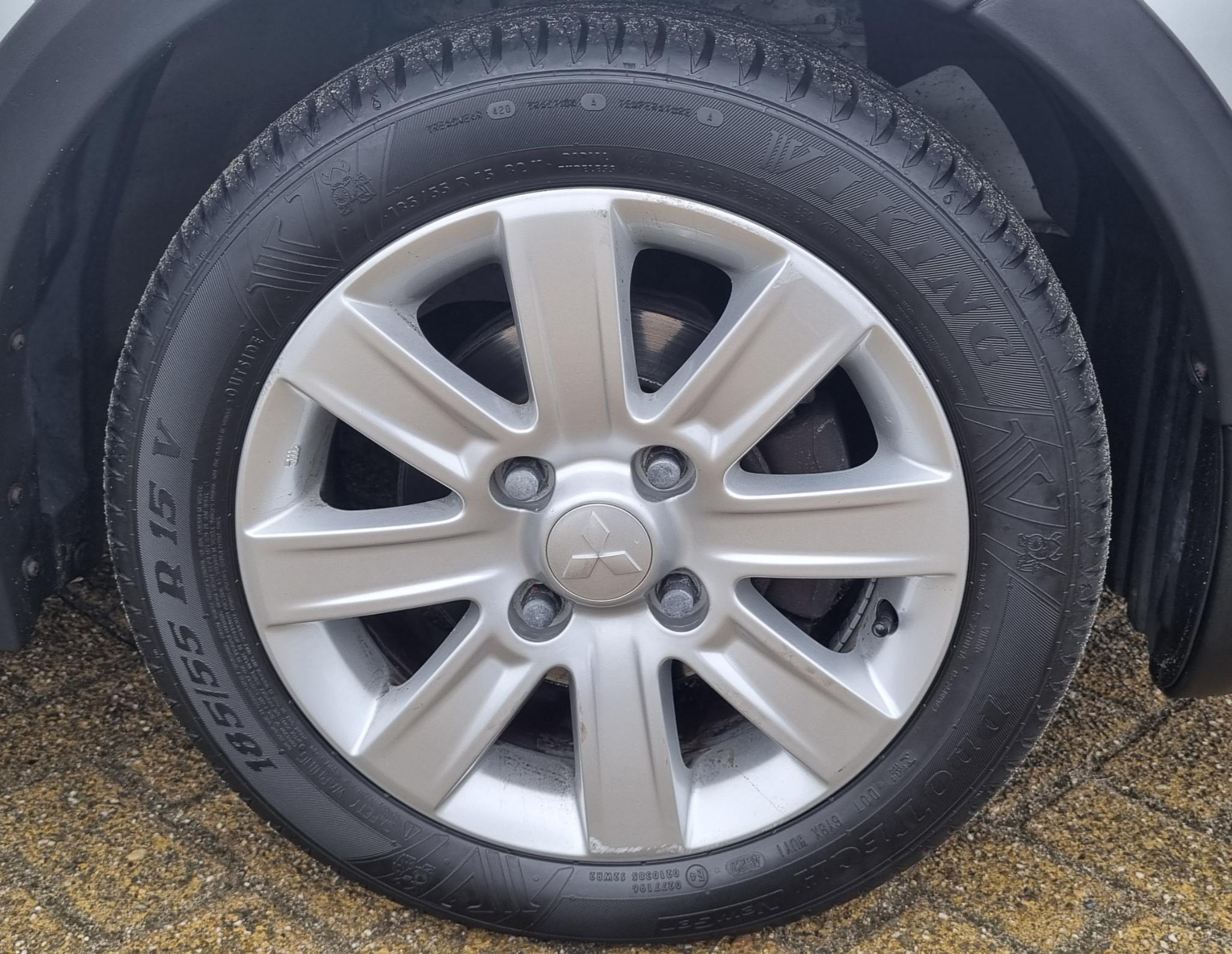 Foto van Mitsubishi Colt