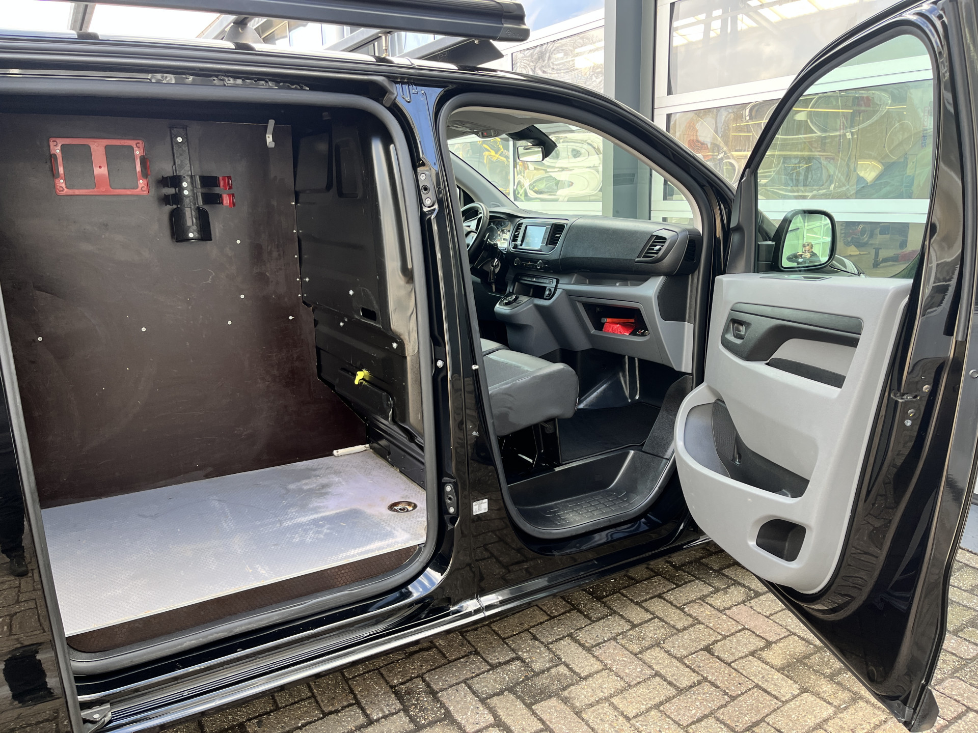 Foto van Opel Vivaro