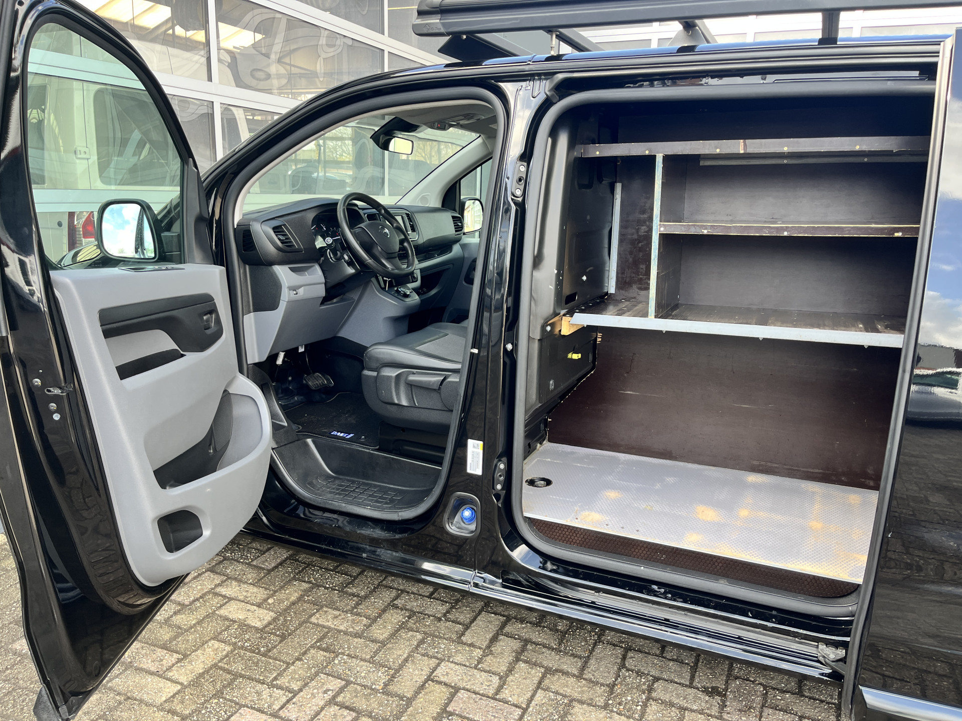 Foto van Opel Vivaro