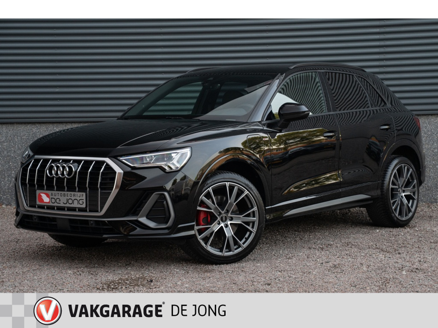 Audi Q3 E-tron 45 TFSIe 245PK 2X S-Line | Camera | Matrix | 20'Inch | Blind Spo 2021 - voorkant