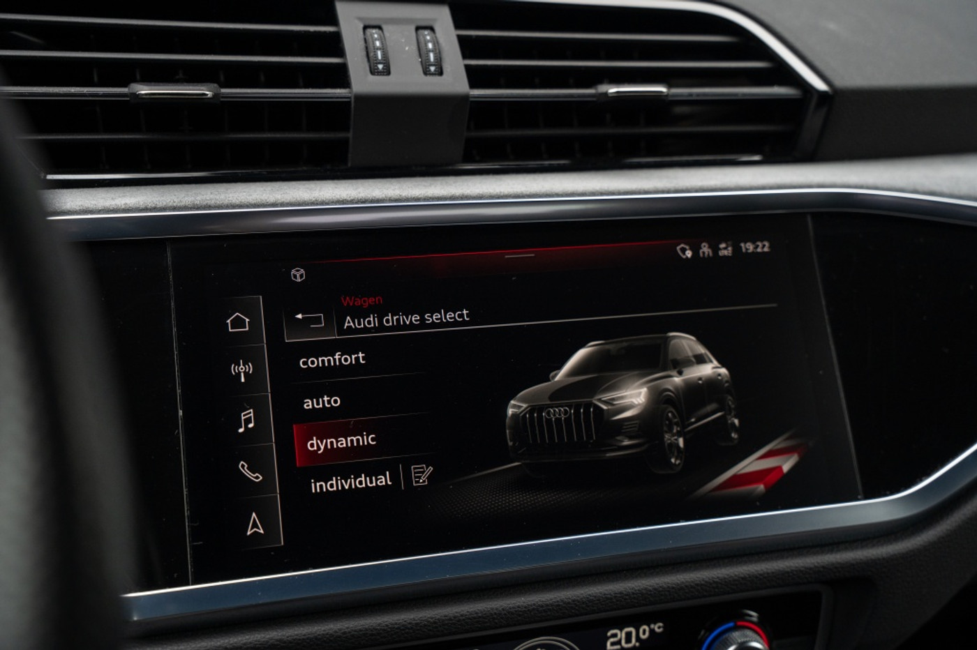 Foto van Audi Q3 E-tron