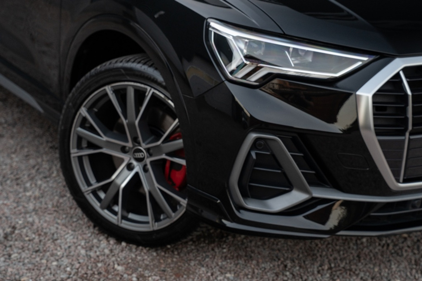 Foto van Audi Q3 E-tron