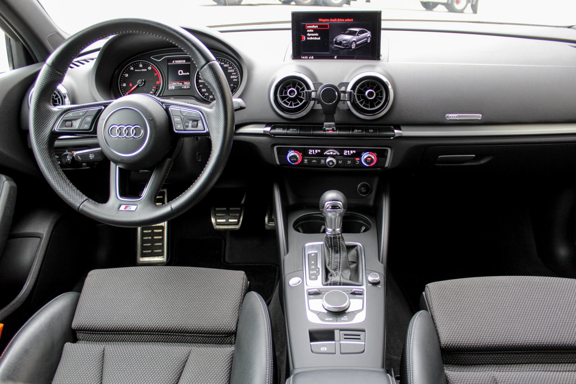 Foto van Audi A3 Limousine