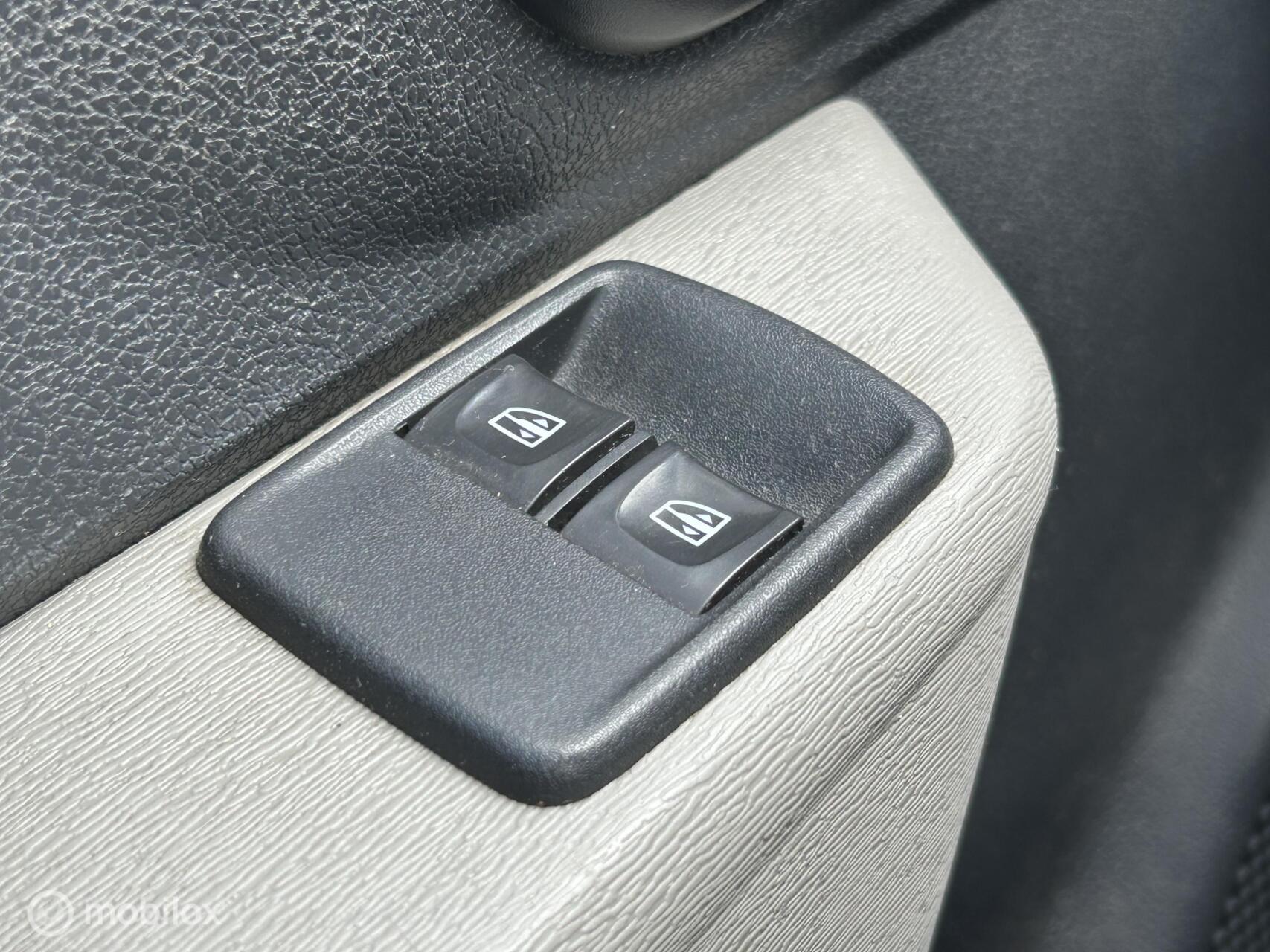 Foto van Dacia Dokker
