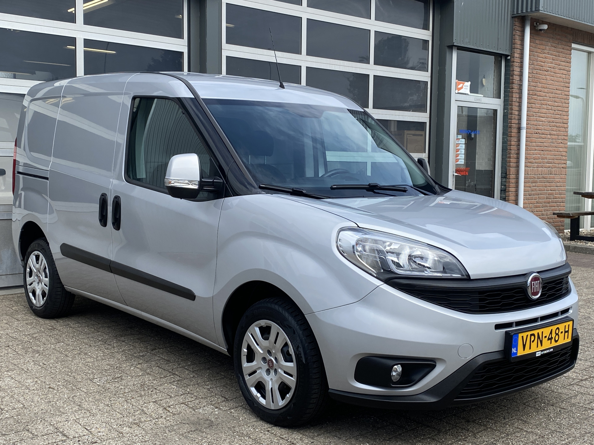 Fiat Fiat Doblo 1.3 MJ L1H1 SX 2016 - voorkant