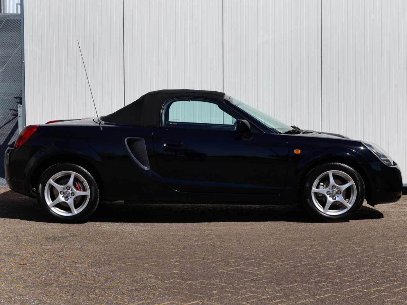 Foto van Toyota MR 2