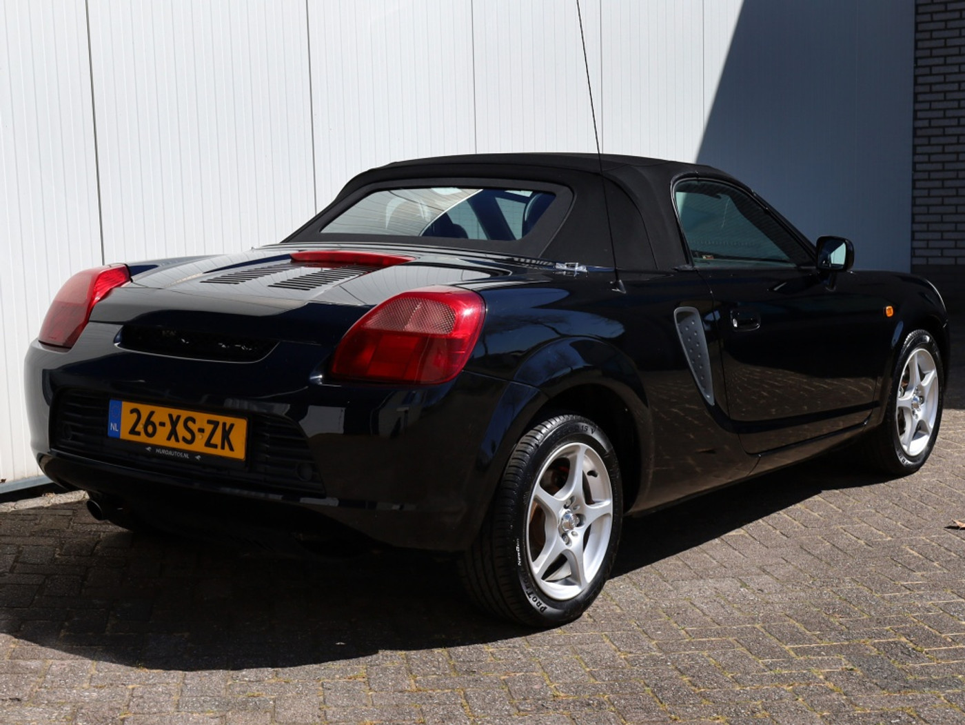 Foto van Toyota MR 2