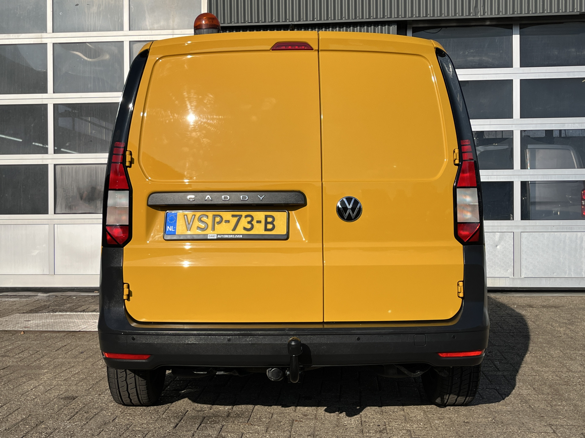 Foto van Volkswagen Caddy Modified Partition Wall
