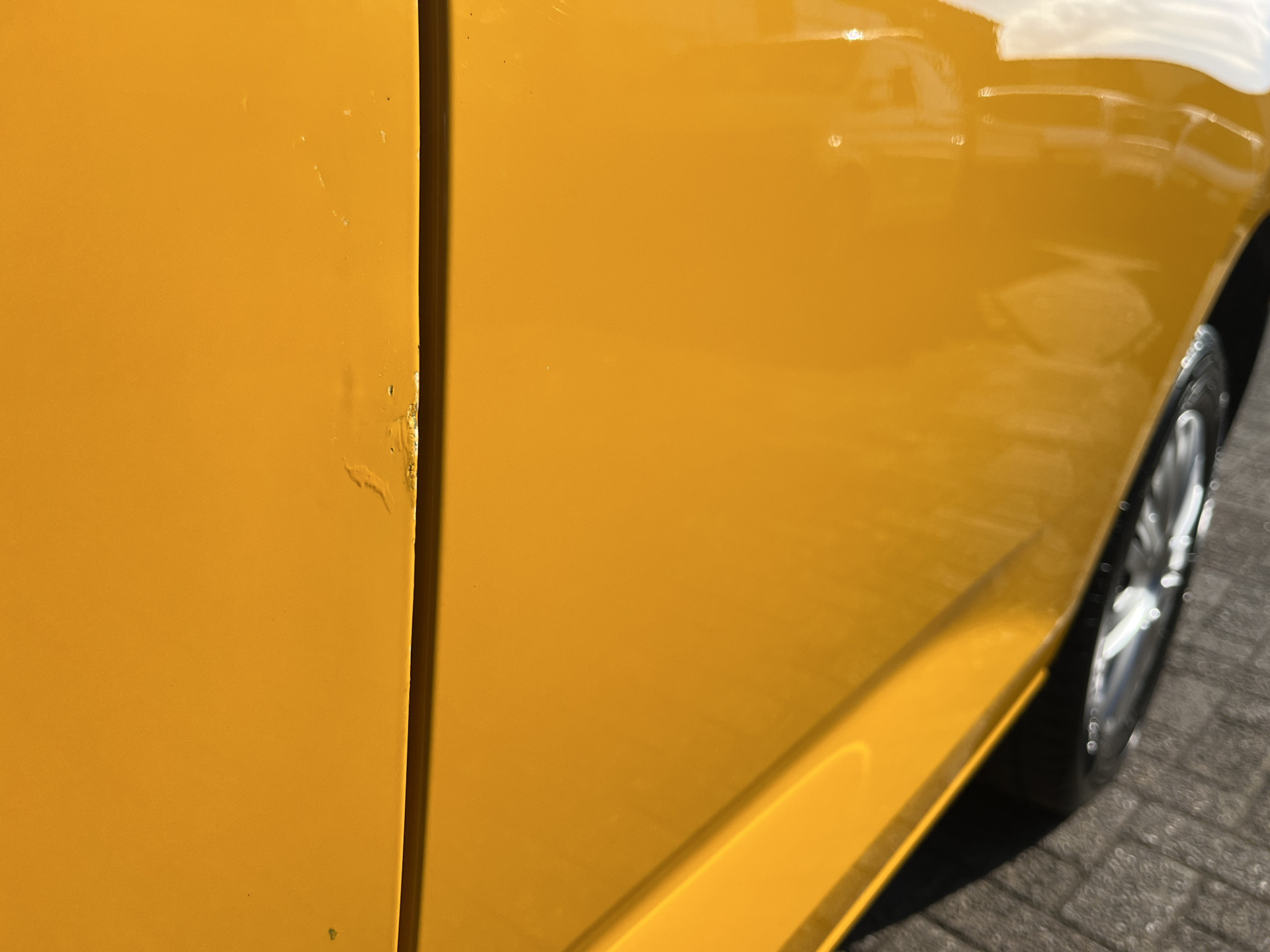 Foto van Volkswagen Caddy Modified Partition Wall