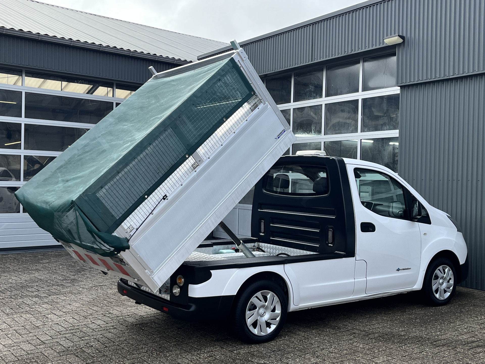 Foto van Nissan E-nv200