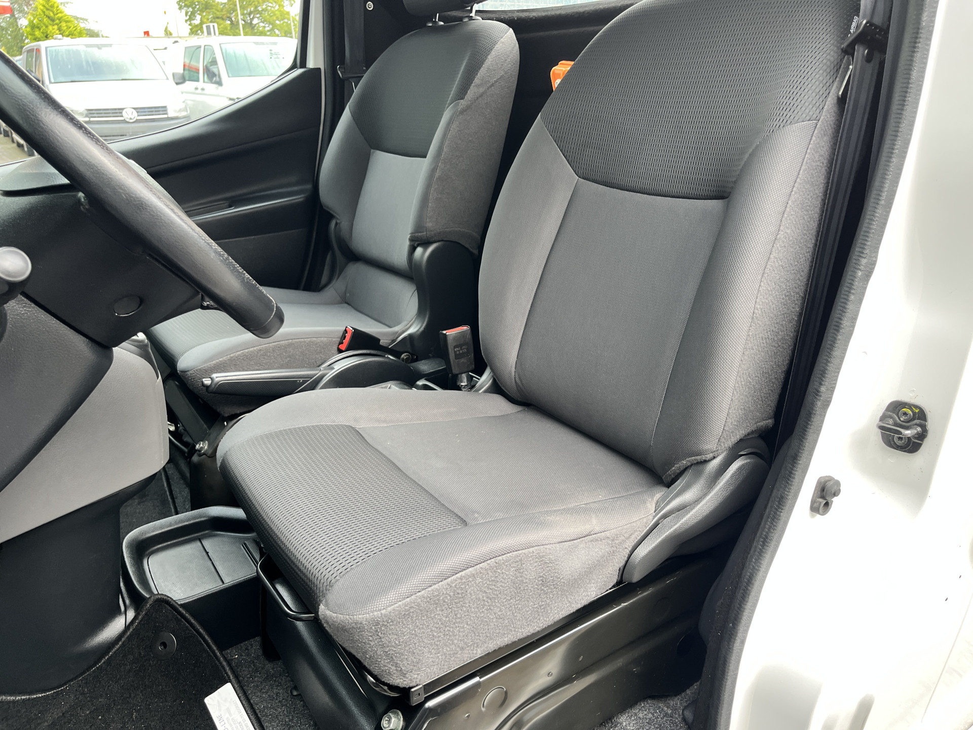 Foto van Nissan E-nv200