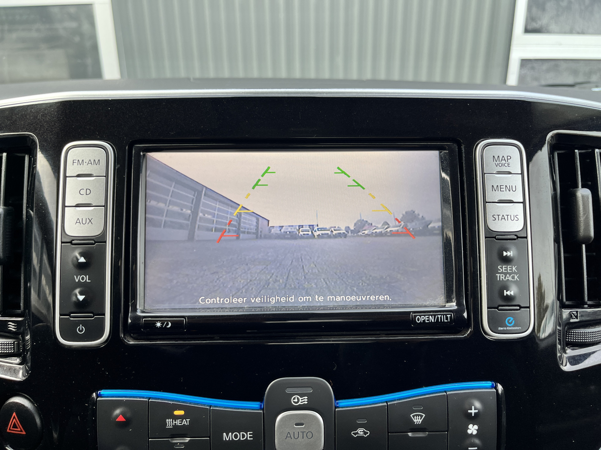 Foto van Nissan E-nv200