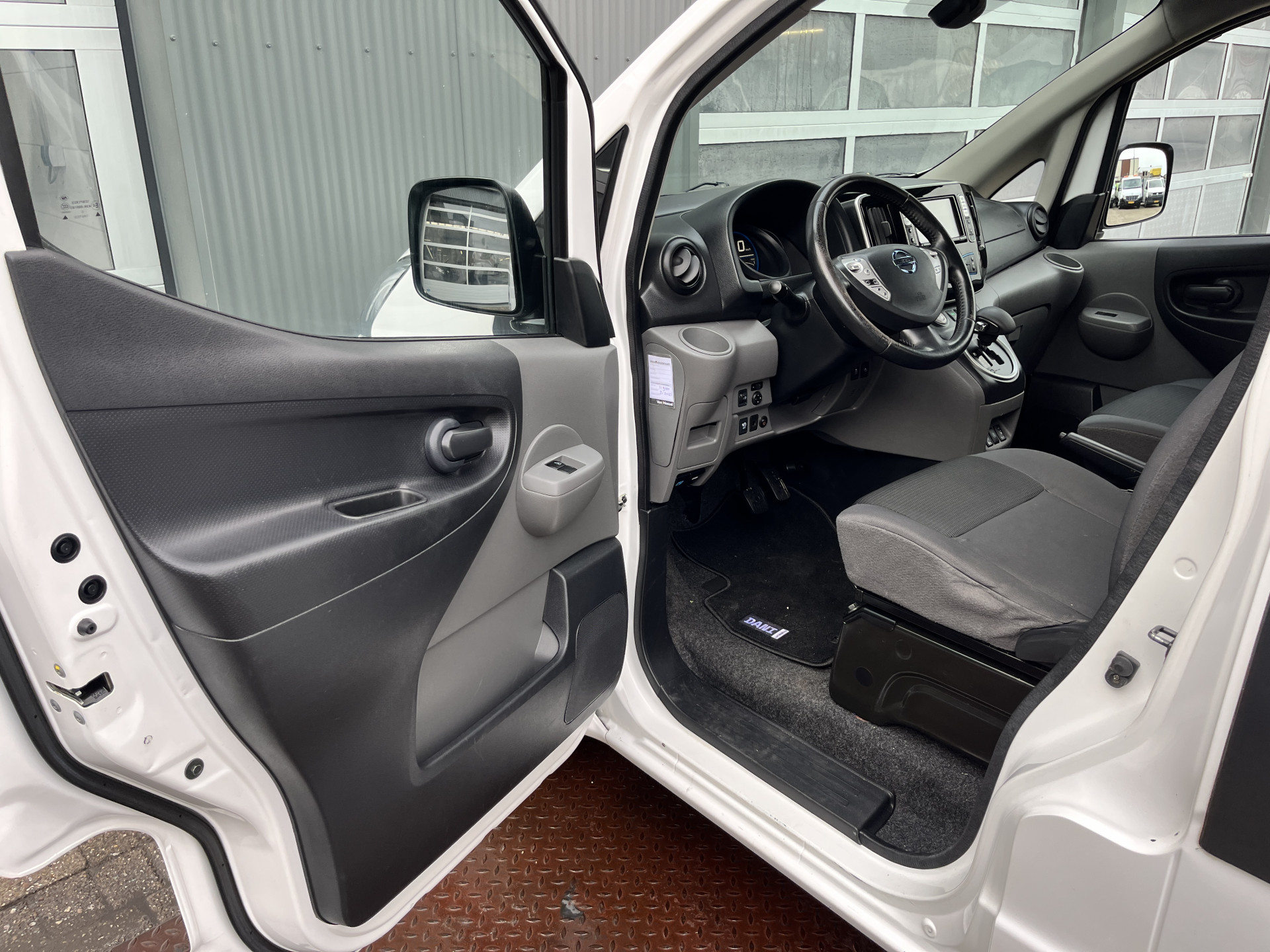 Foto van Nissan E-nv200