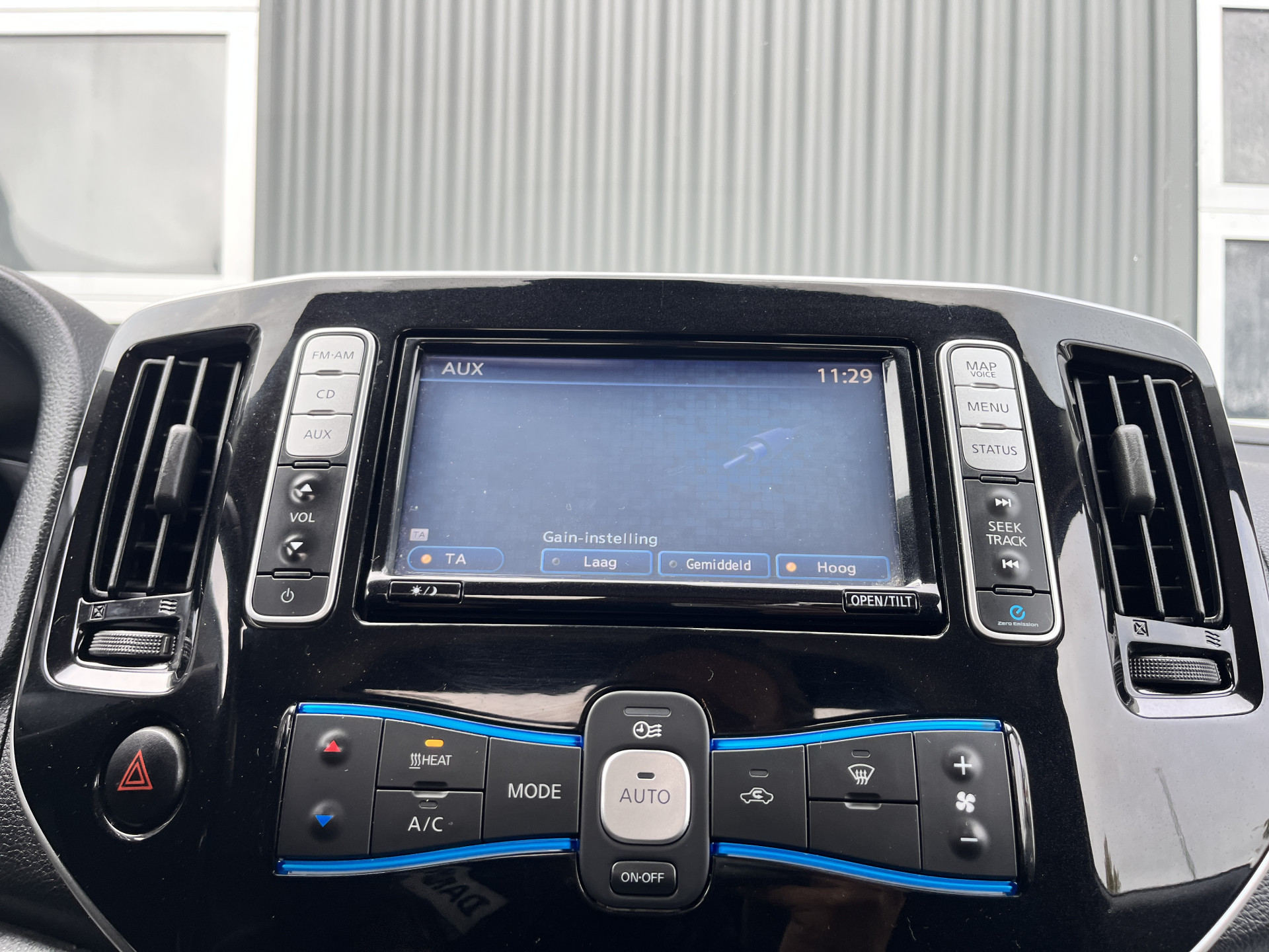 Foto van Nissan E-nv200