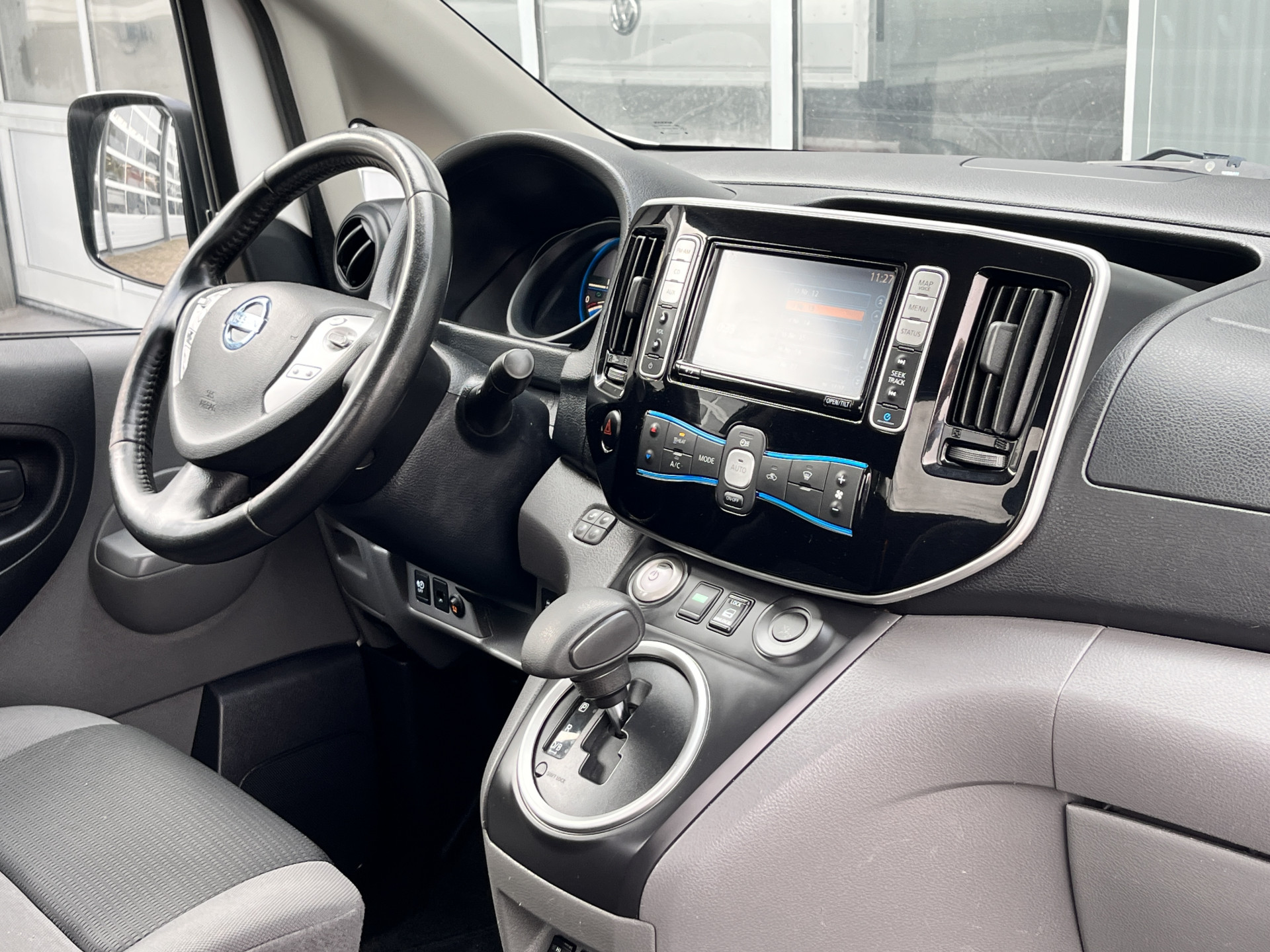 Foto van Nissan E-nv200