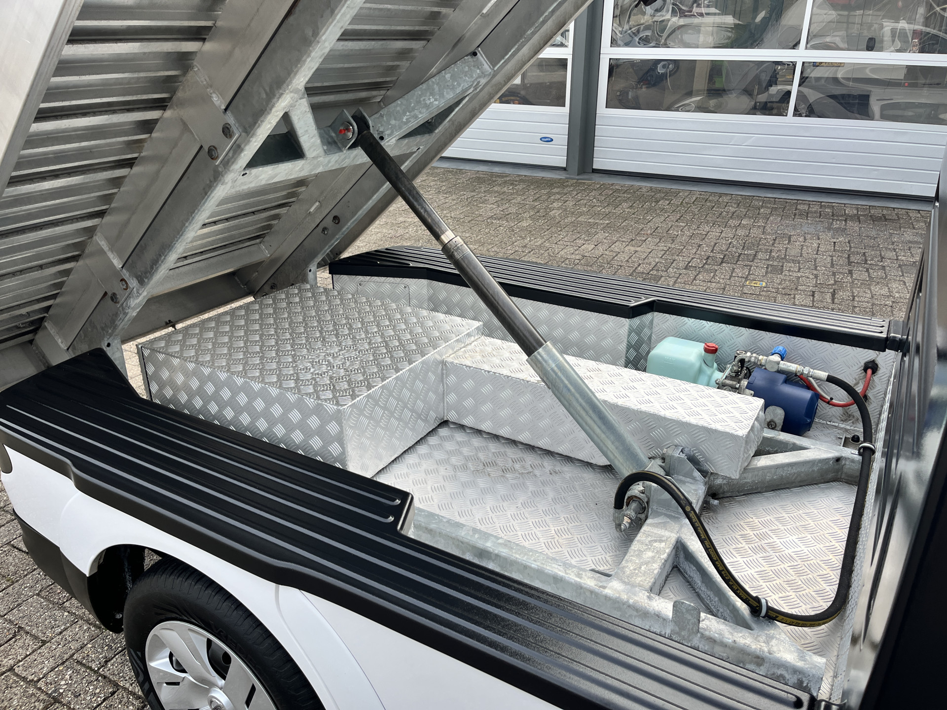 Foto van Nissan E-nv200