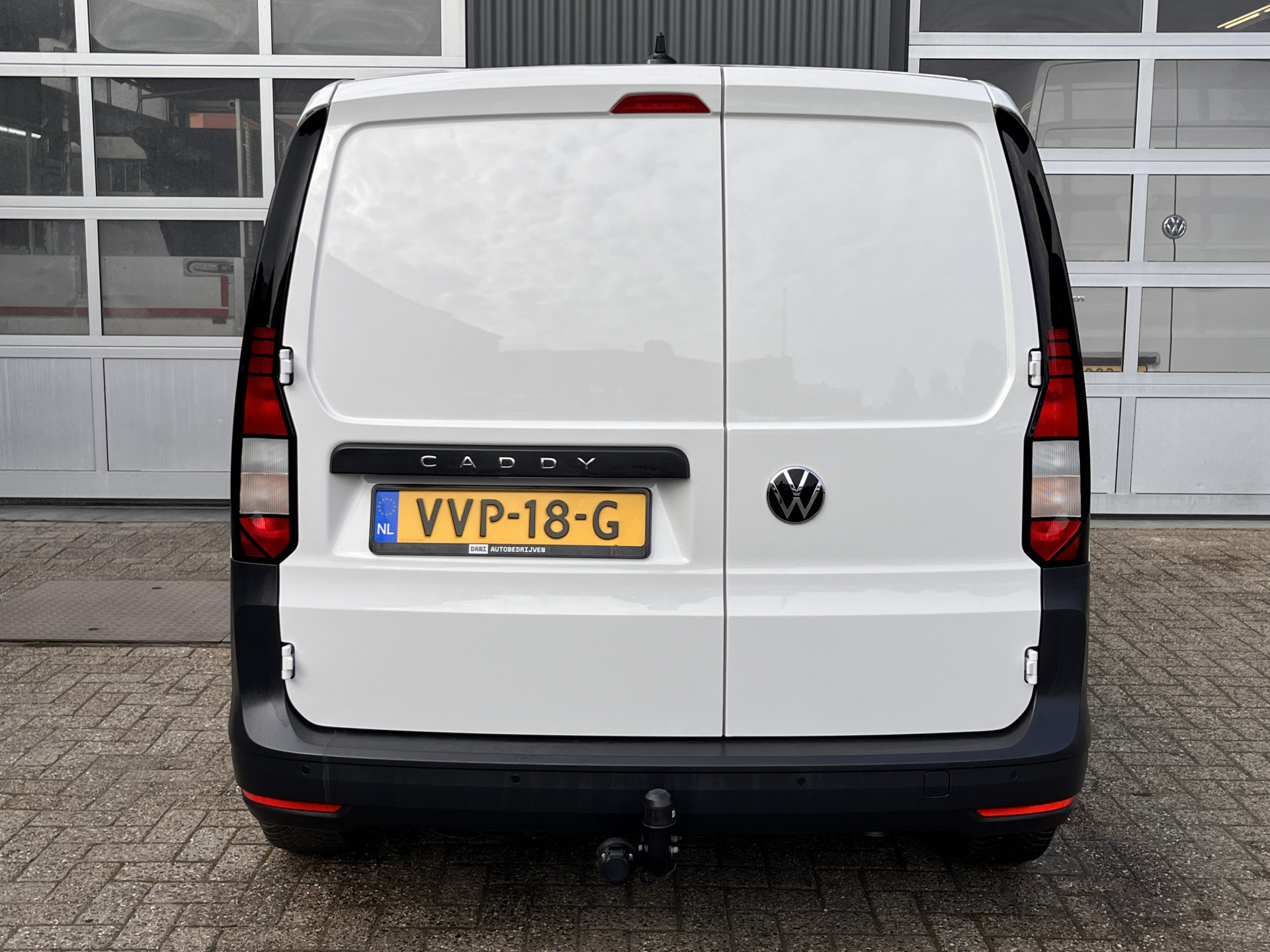 Foto van Volkswagen Caddy Modified Partition Wall