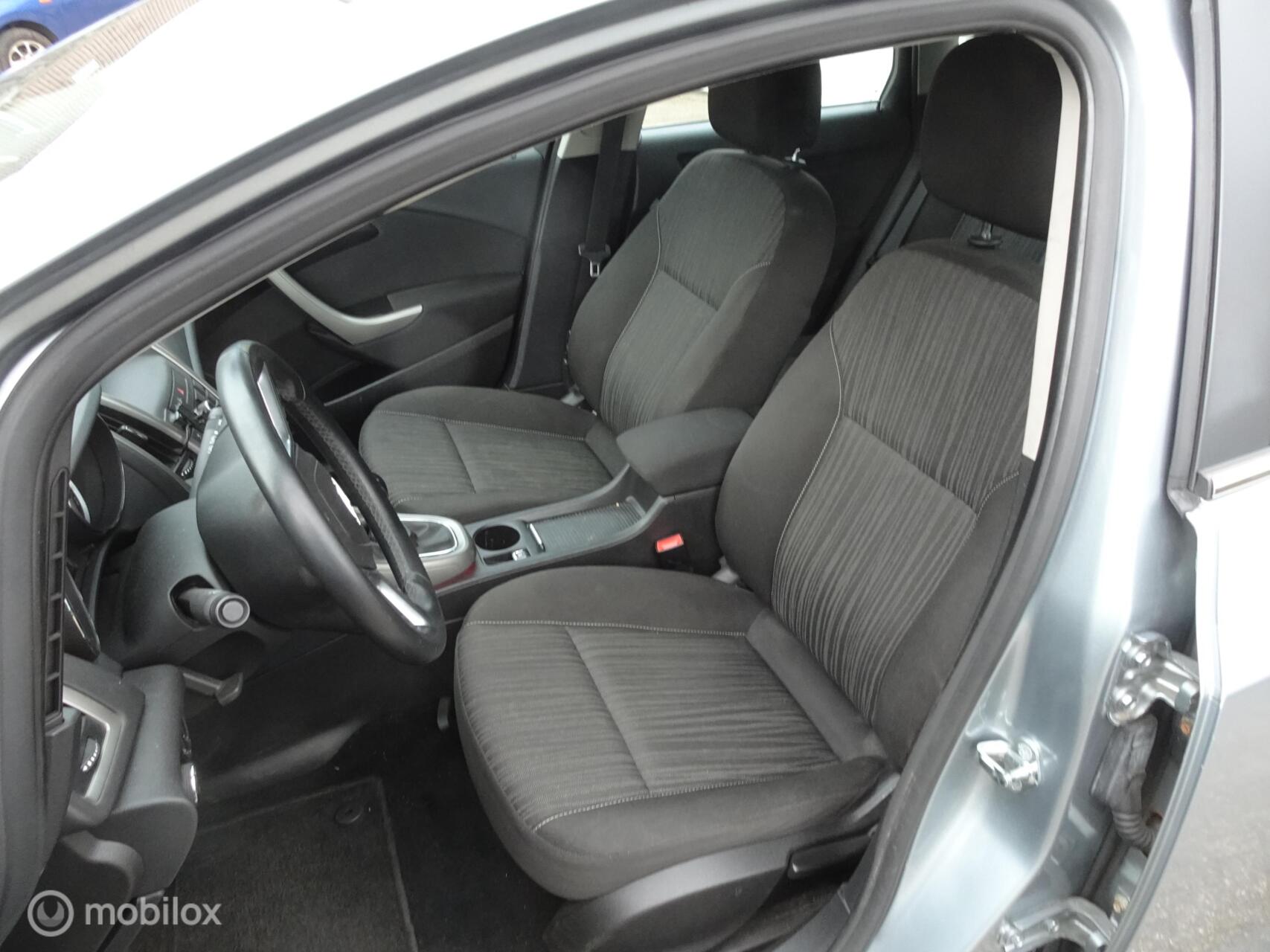 Foto van Opel Astra Sports Tourer