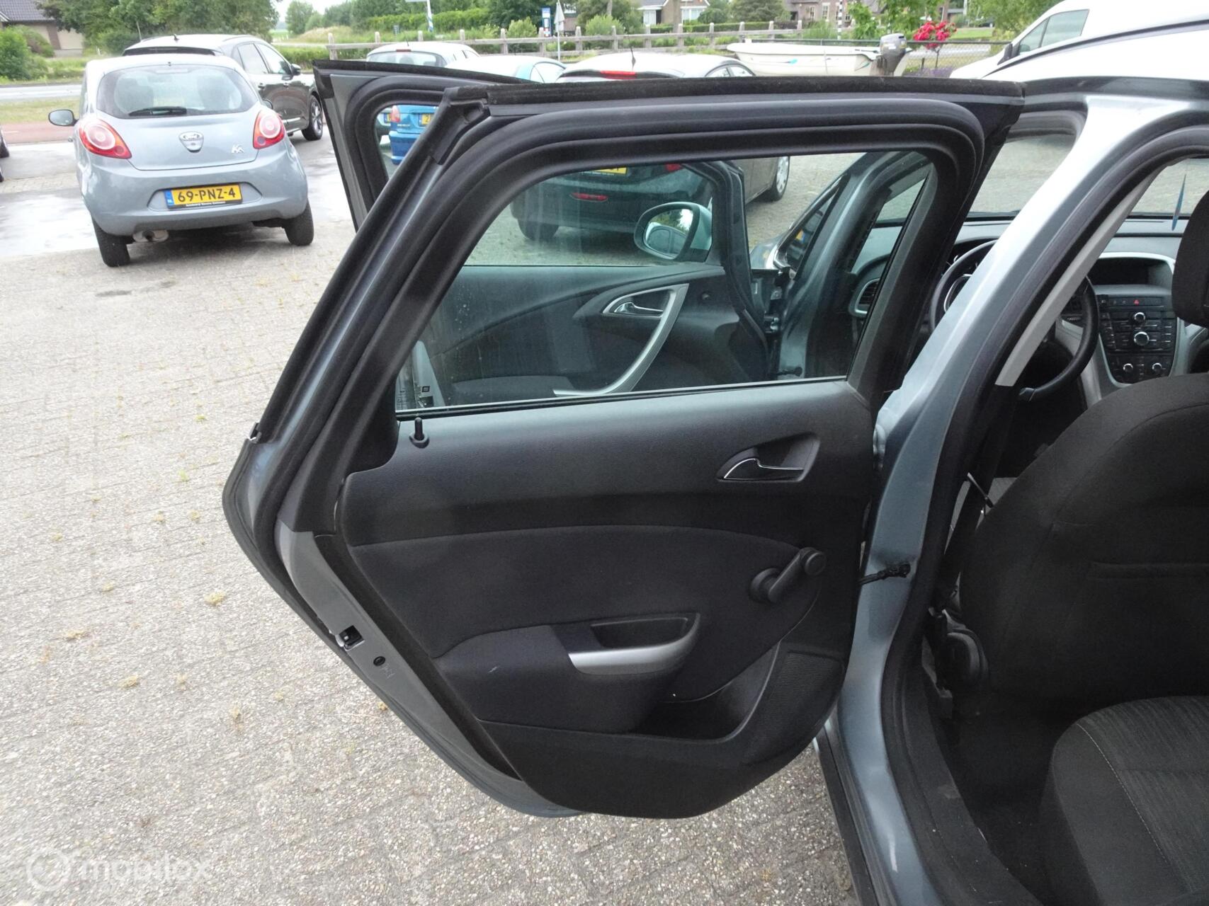 Foto van Opel Astra Sports Tourer