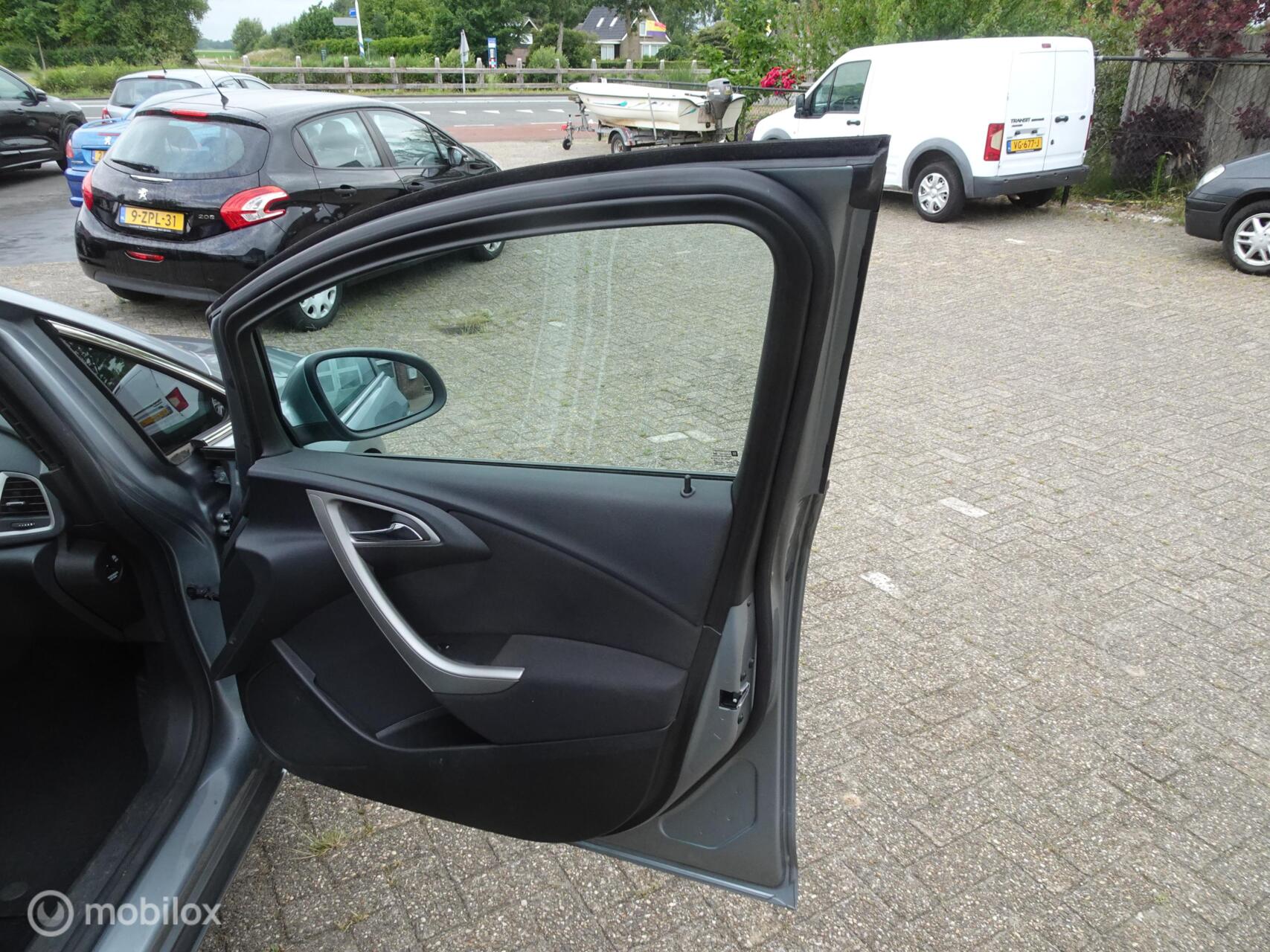 Foto van Opel Astra Sports Tourer