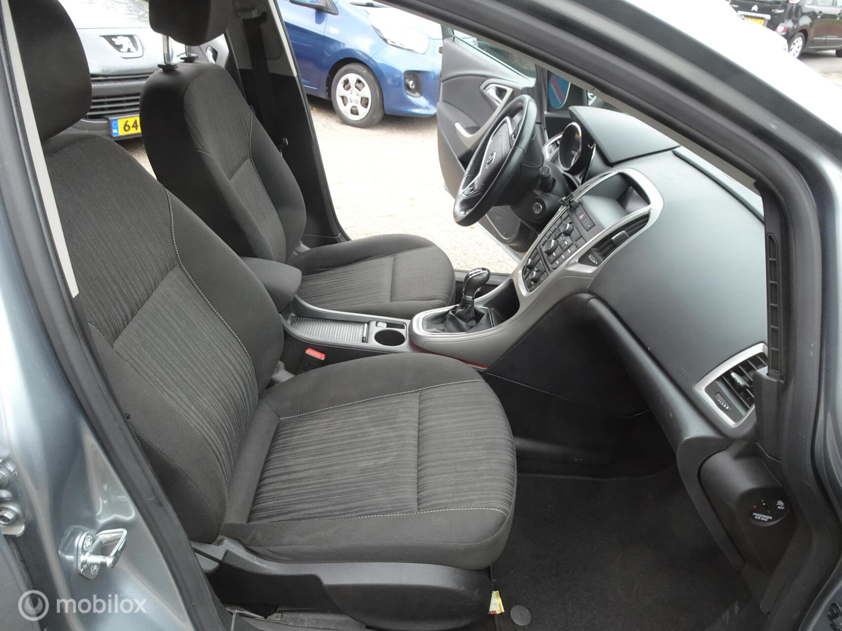 Foto van Opel Astra Sports Tourer