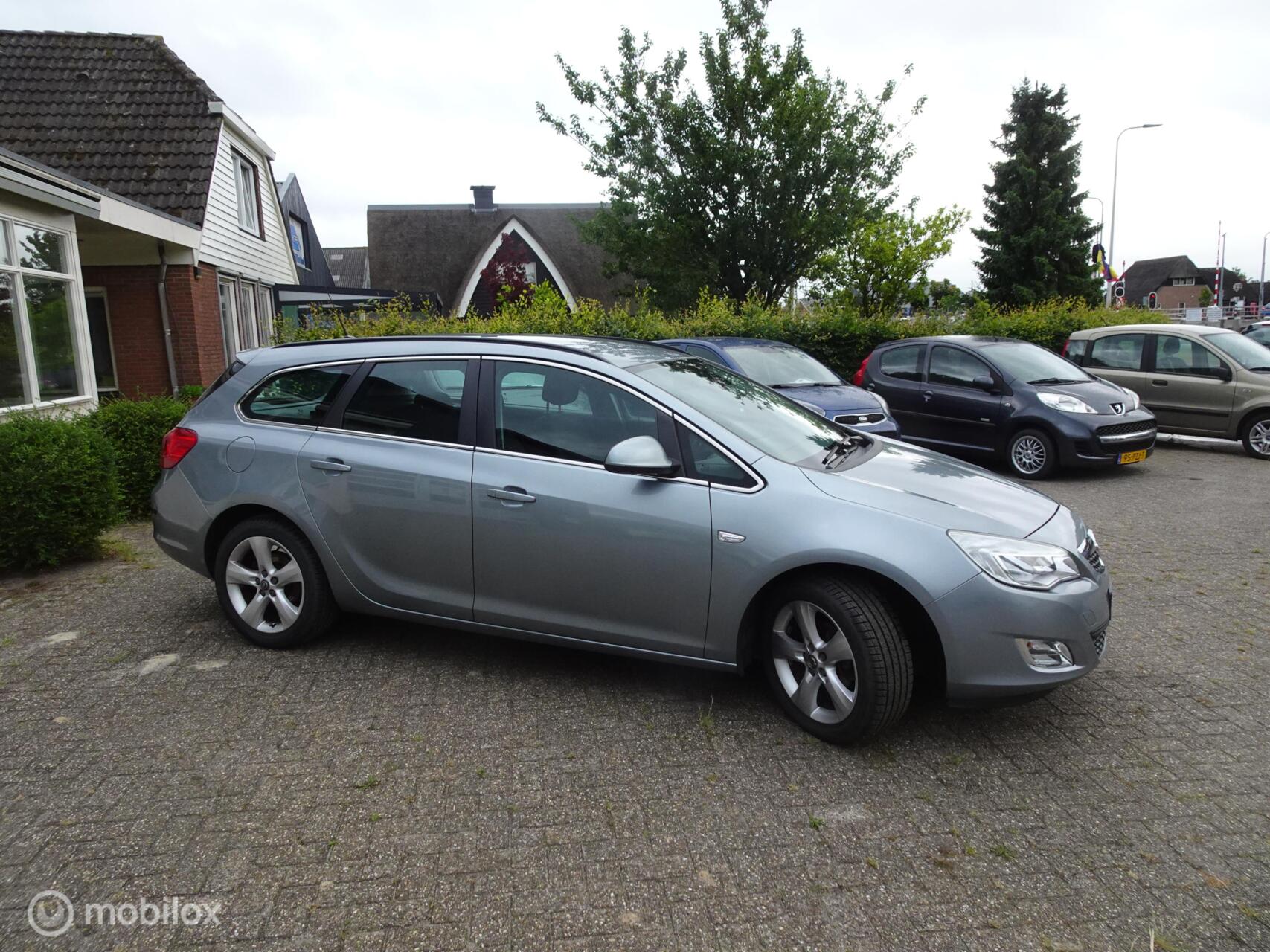 Foto van Opel Astra Sports Tourer