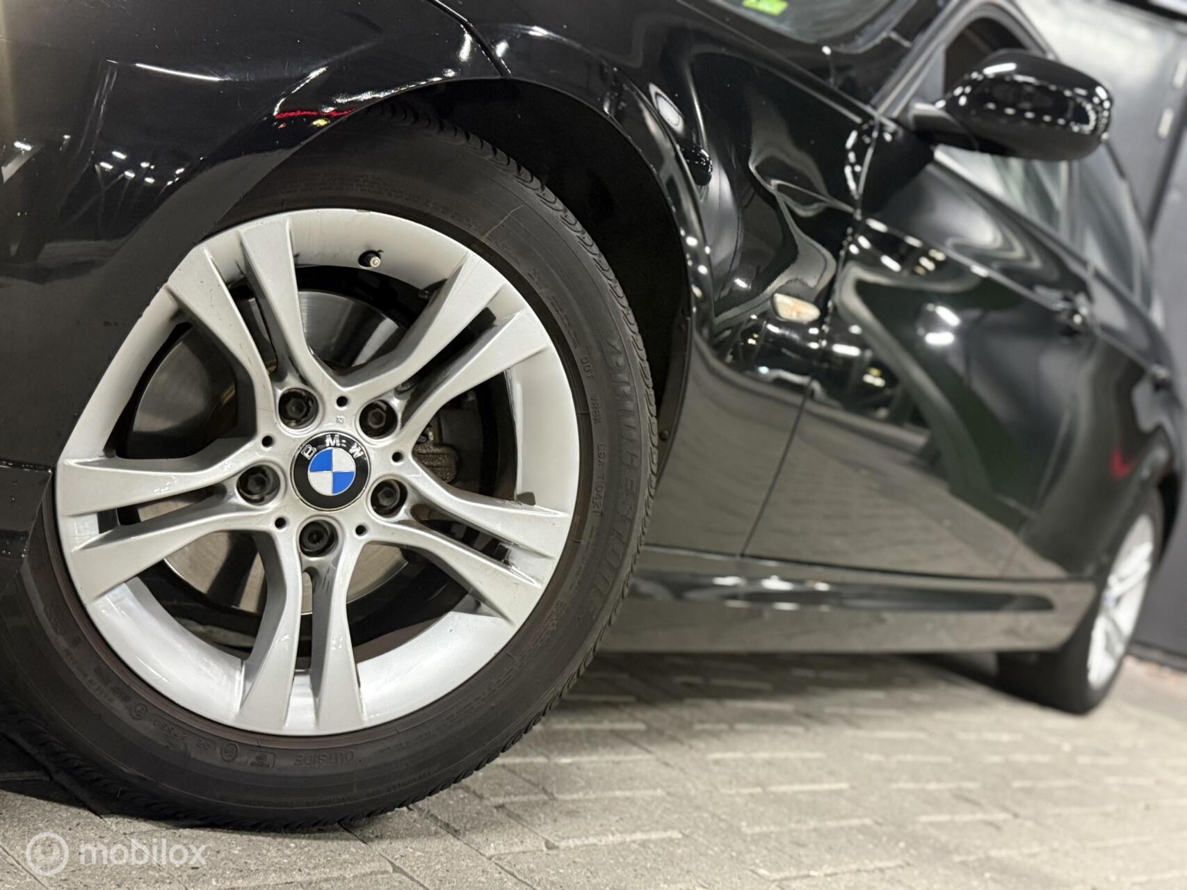 Foto van BMW 318i