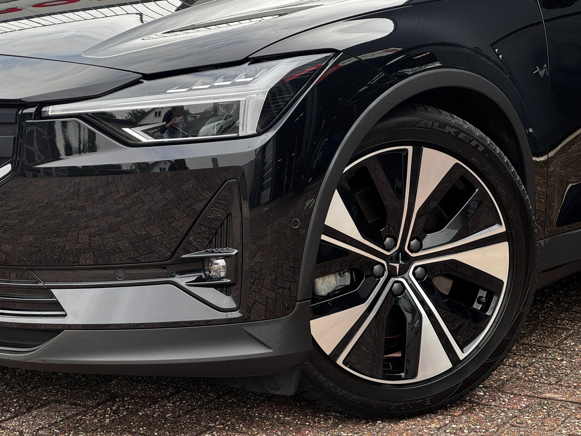 Foto van Polestar Polestar 2