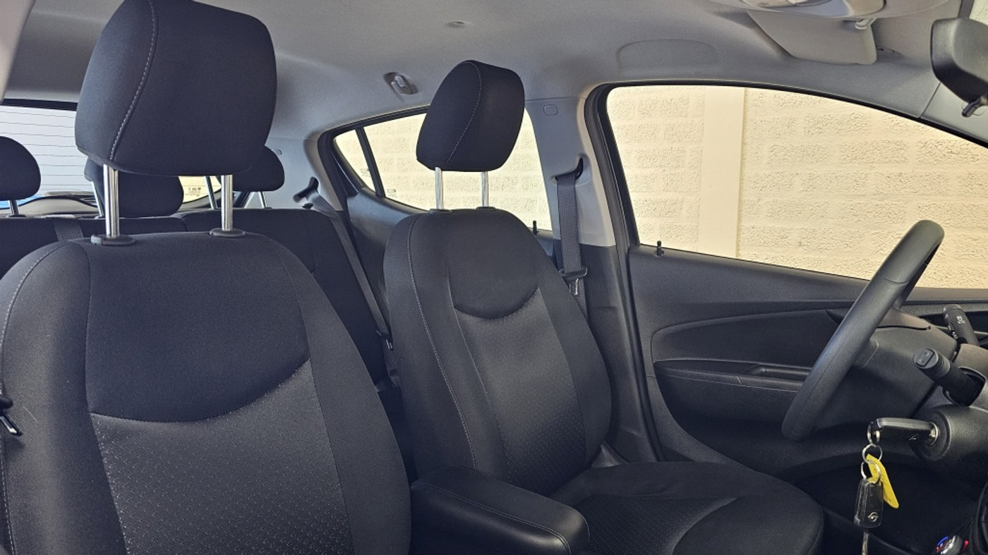 Foto van Opel Karl / Viva