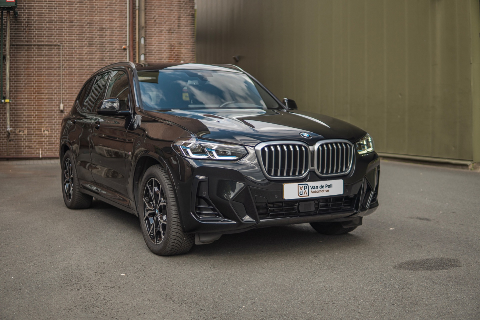 Foto van BMW X3 Xdrive20i