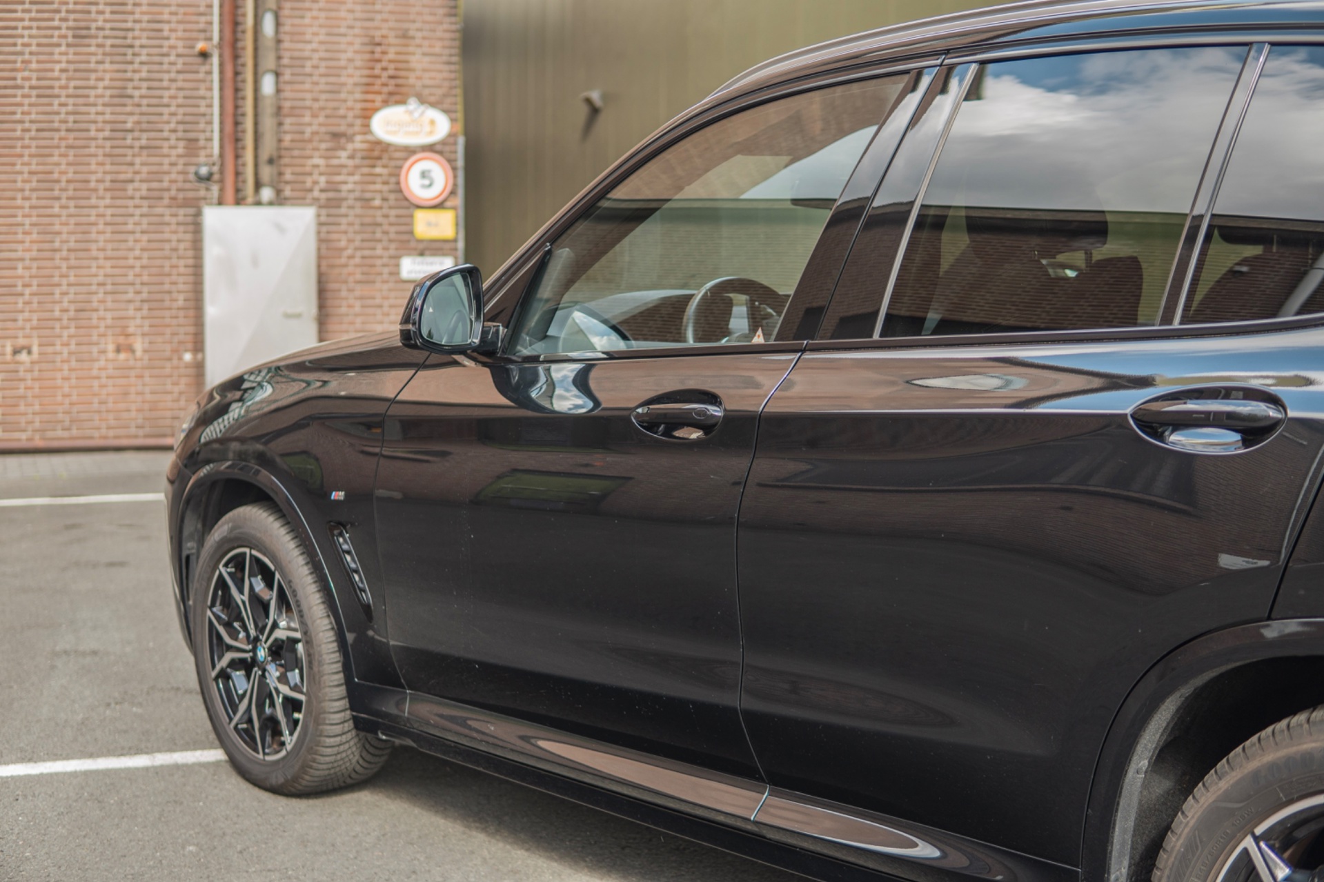Foto van BMW X3 Xdrive20i