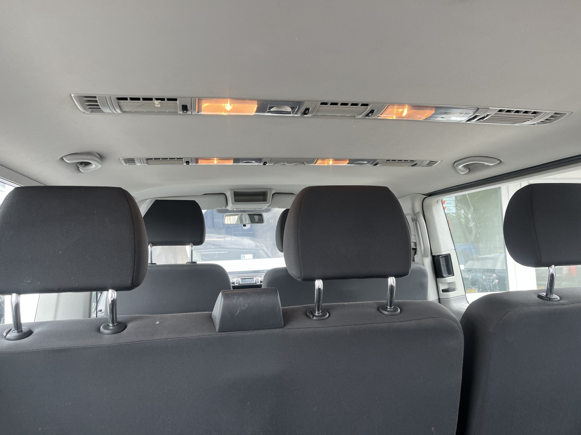 Foto van Volkswagen Transporter Kombi
