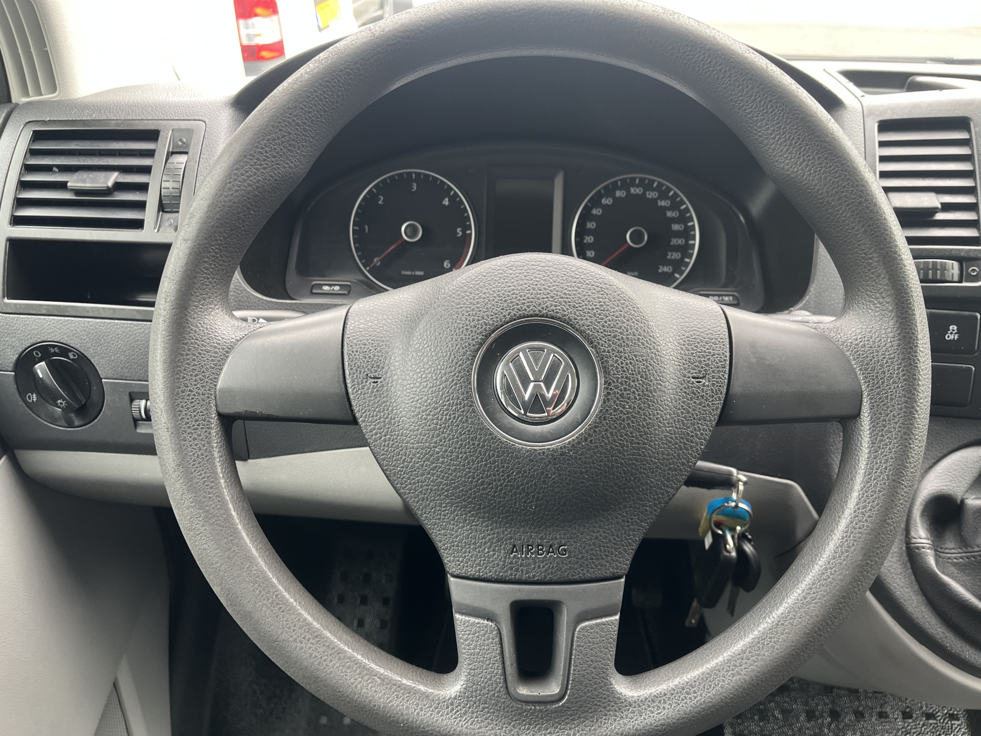 Foto van Volkswagen Transporter Kombi