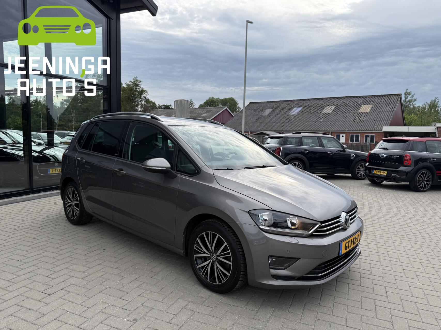 Foto van Volkswagen Golf Sportsvan
