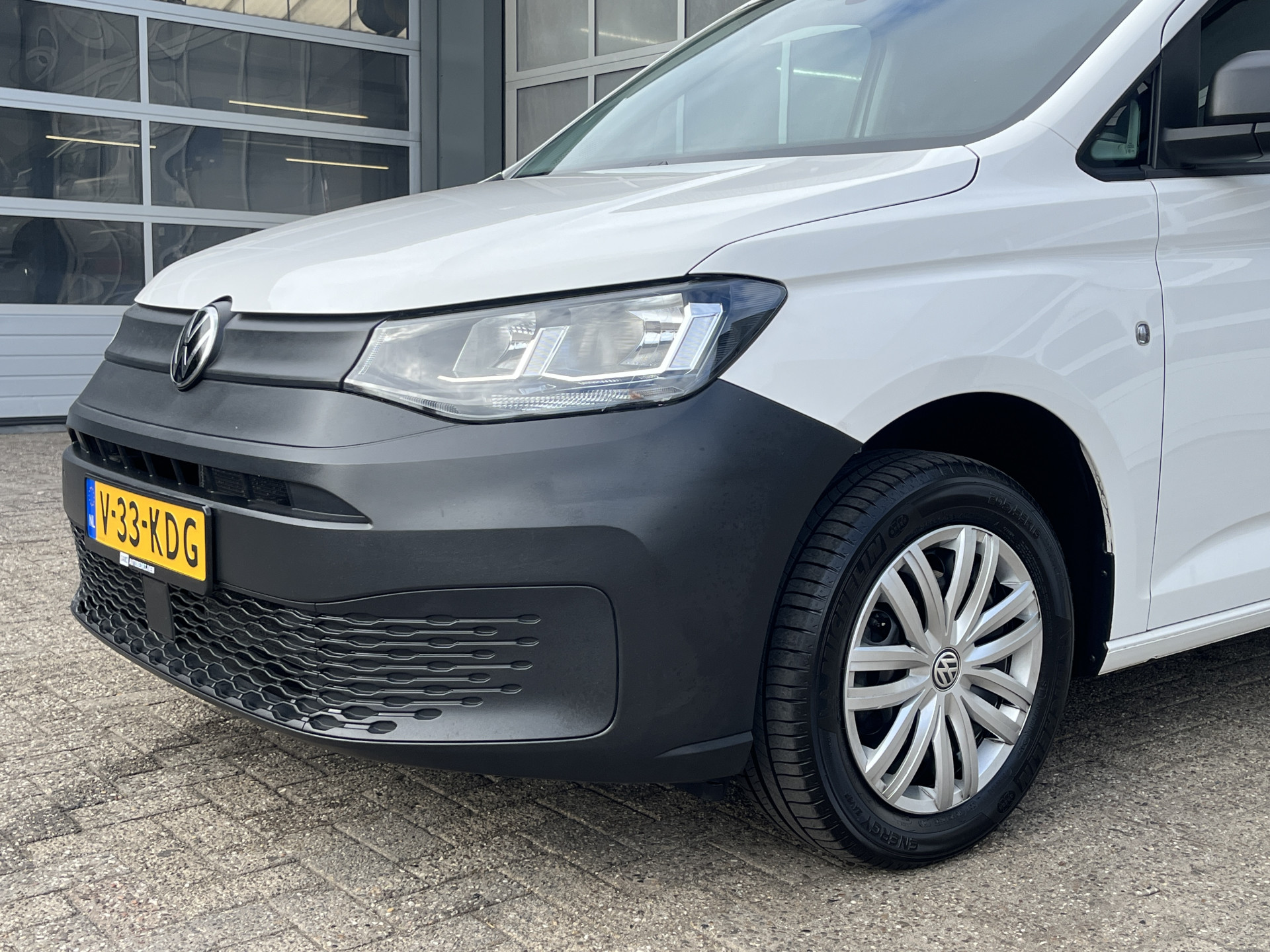 Foto van Volkswagen Caddy Modified Partition Wall