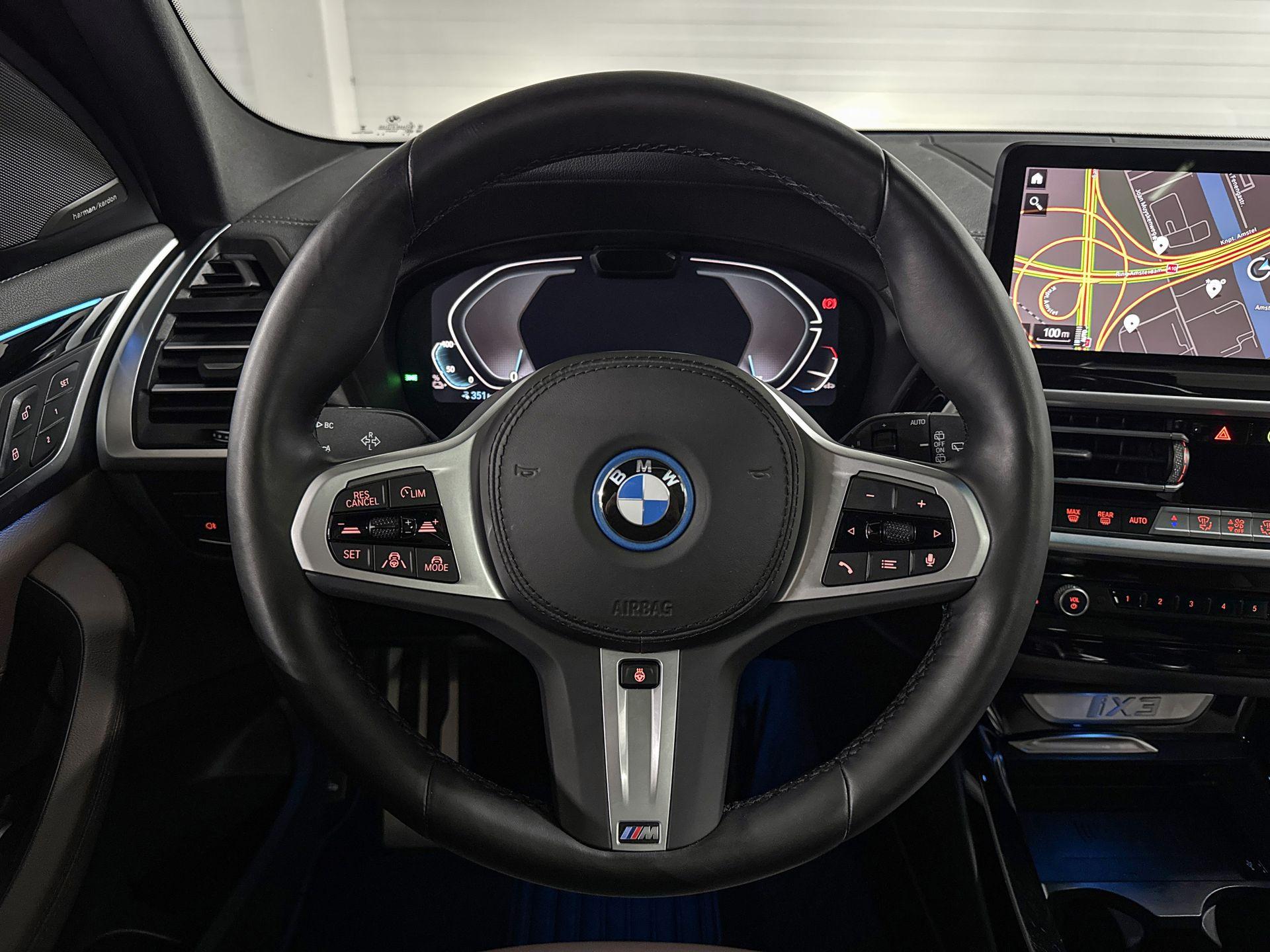 Foto van BMW Ix3