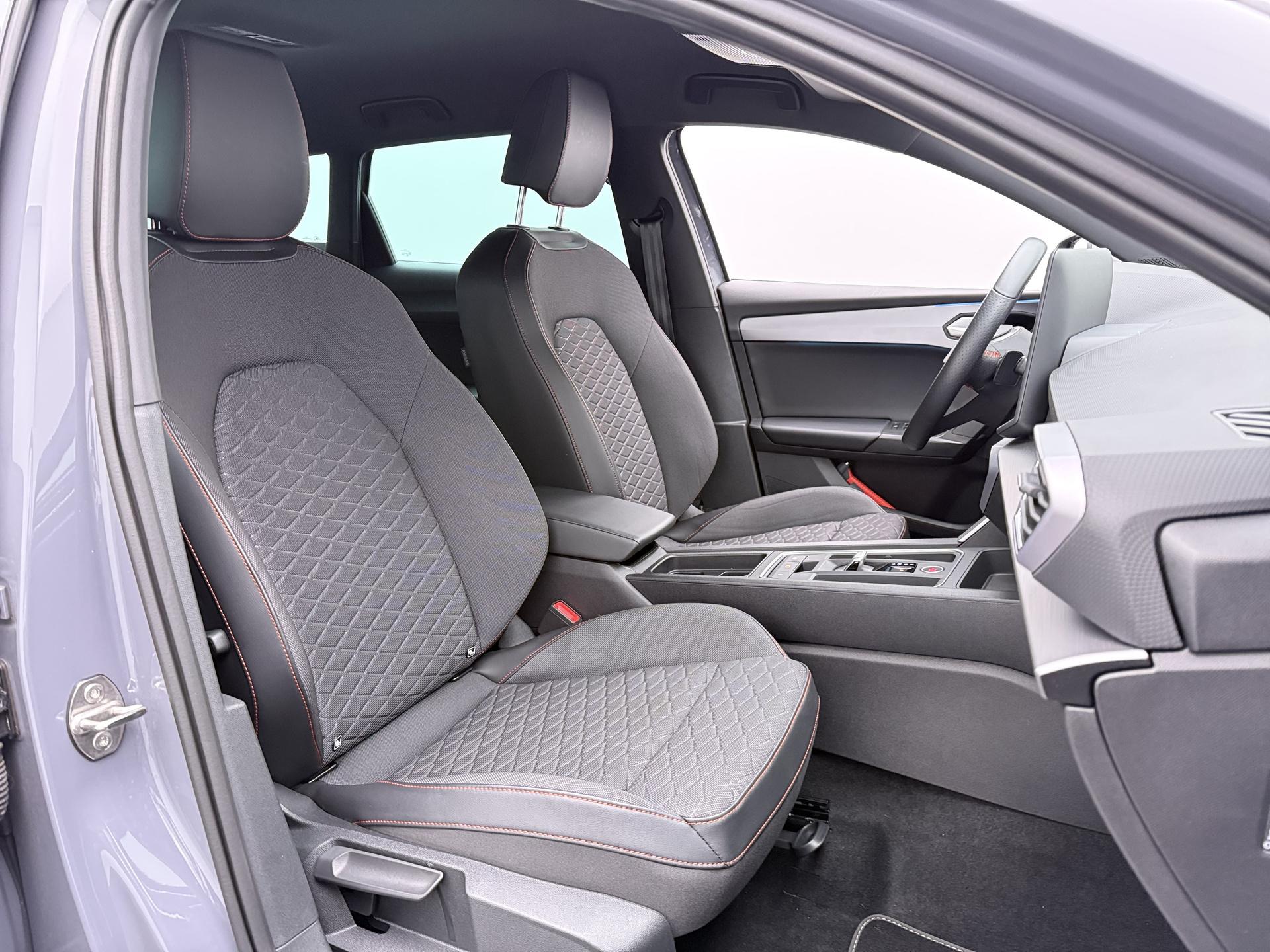 Foto van Seat Seat Leon SP E-hybrid150