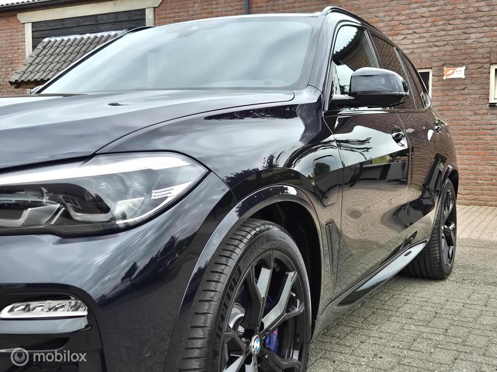 Foto van BMW X5 Xdrive45e