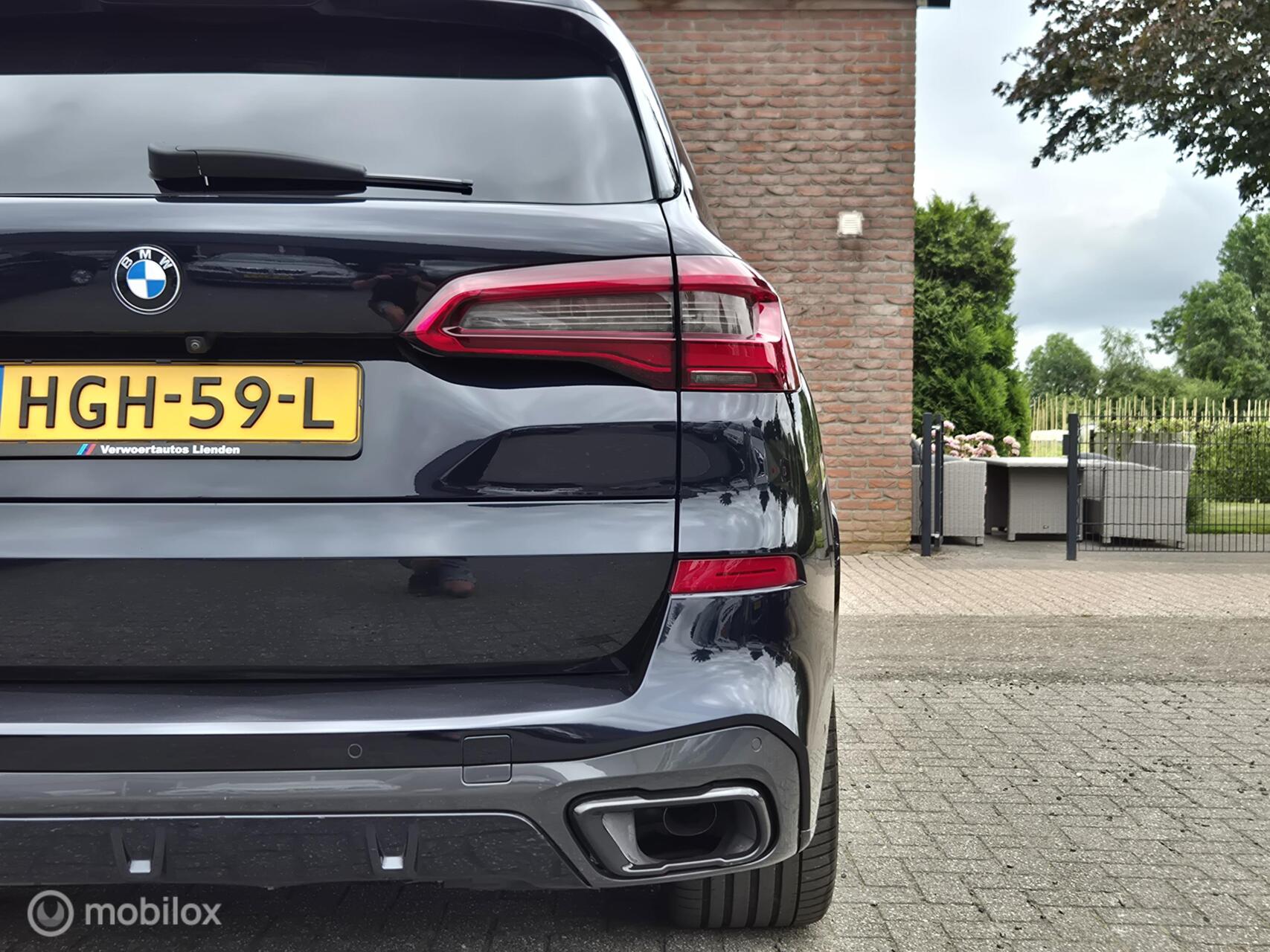 Foto van BMW X5 Xdrive45e